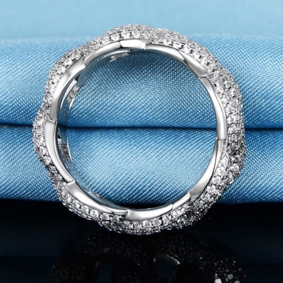 14K White Gold & White Diamond Cubic Zirconia Interlocking Cuban Statement Ring - Picture 4 of 5